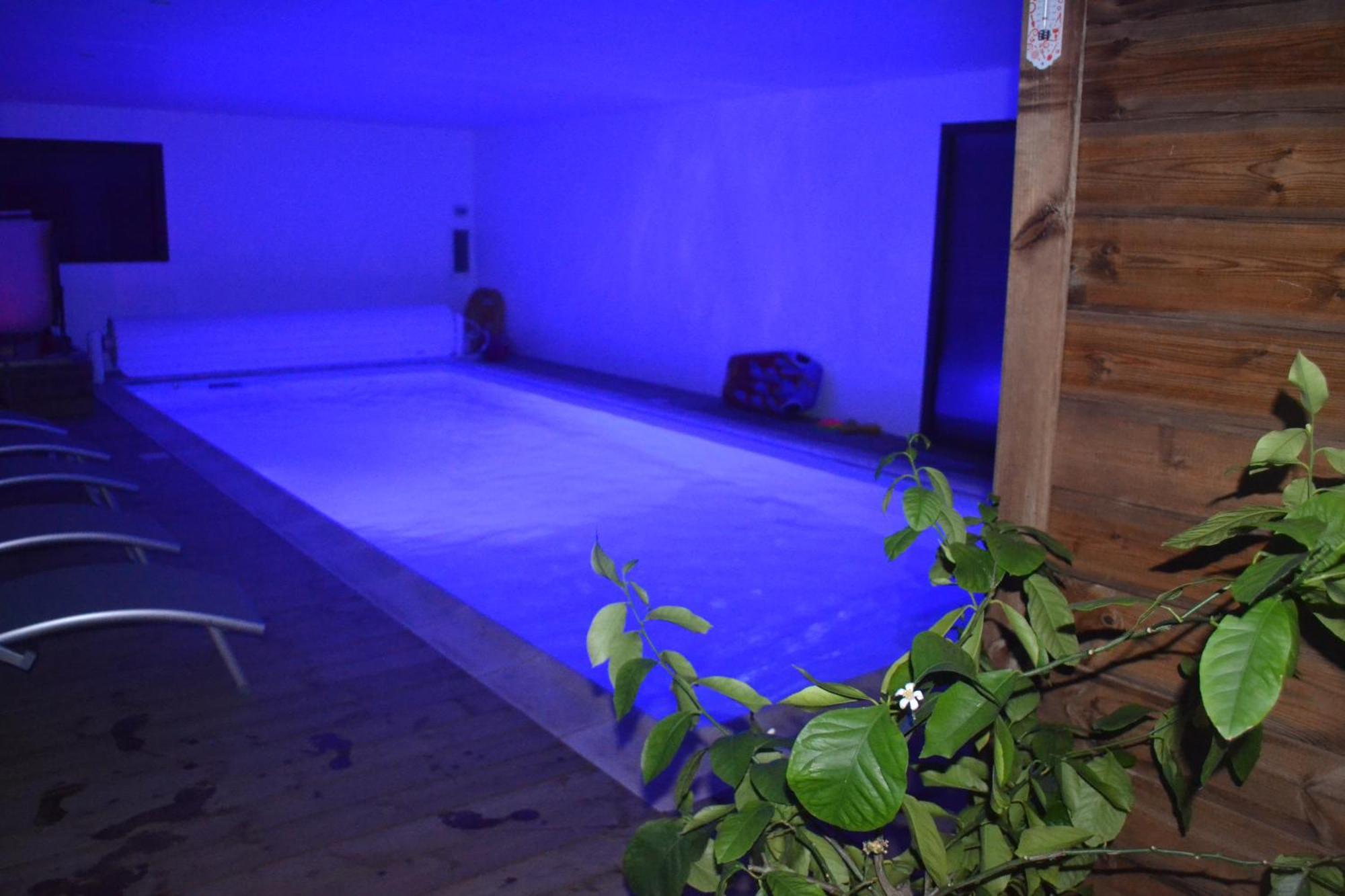 Piscine Interieure Privee Chauffee Toute L Annee Et Spa St Martin Saint-Martin-l'Hortier Exterior foto