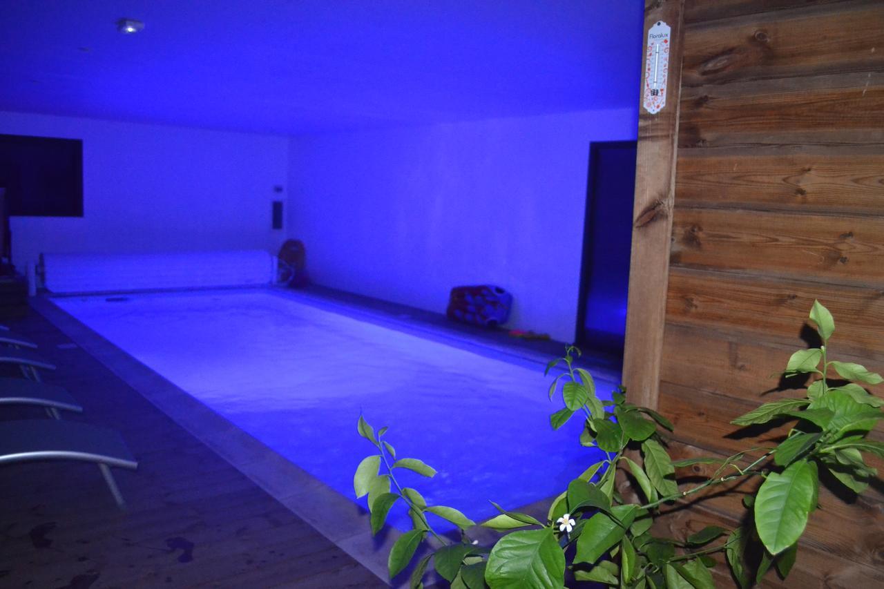 Piscine Interieure Privee Chauffee Toute L Annee Et Spa St Martin Saint-Martin-l'Hortier Exterior foto